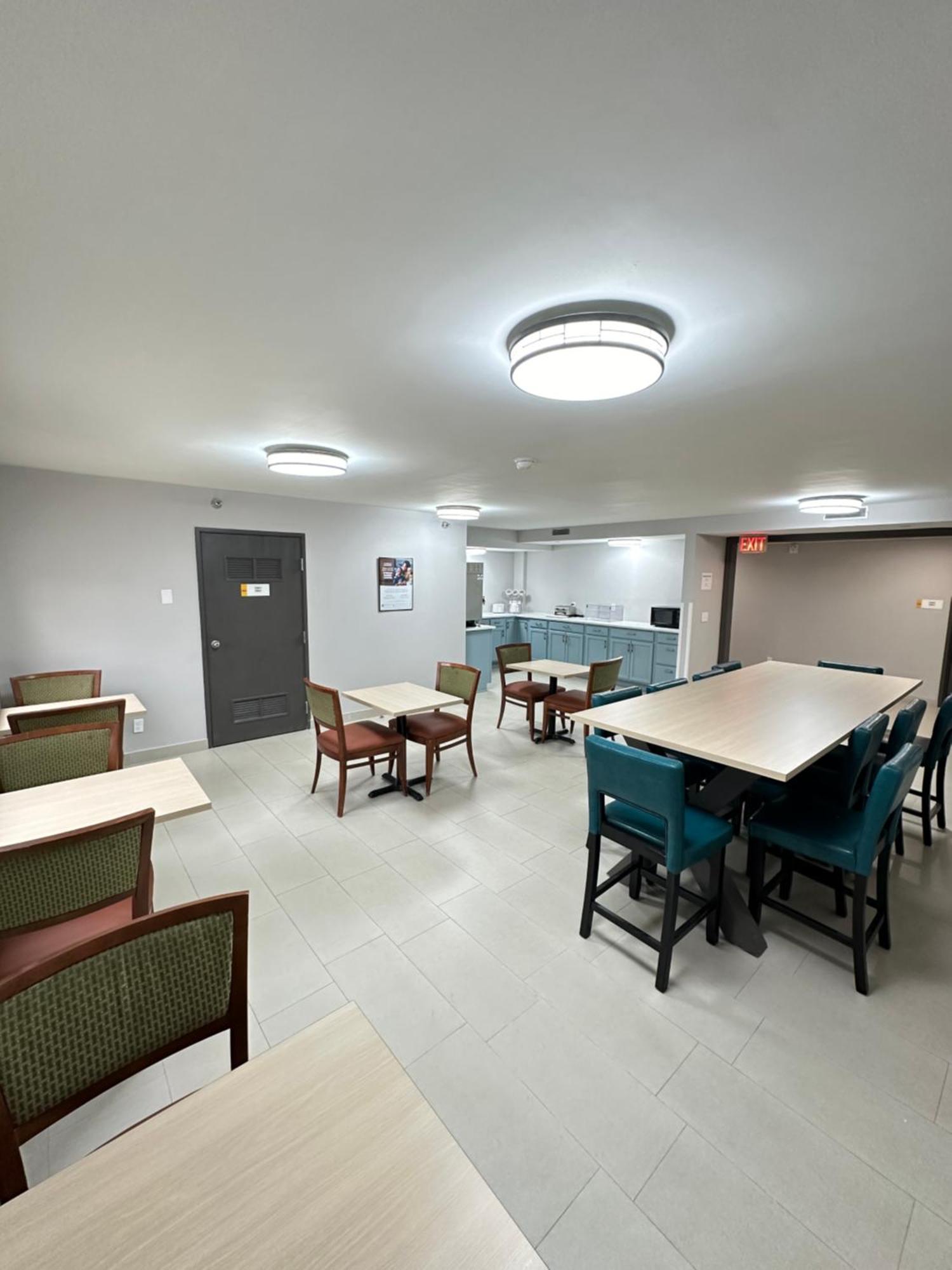Days Inn By Wyndham Mandan Bismarck Area 외부 사진